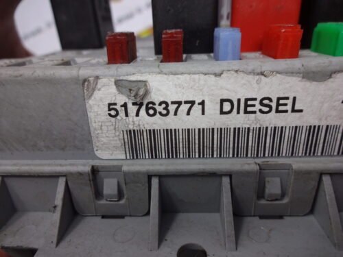Caja de fusibles FIAT 51763771 DIESEL