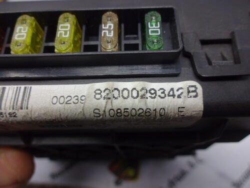 Caja de fusibles Renault 8200029342B S108502610E