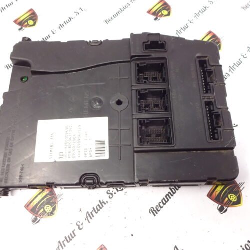 Caja de fusibles Renault Megane 8200309690 S118400220D S118400220 D 8200411345