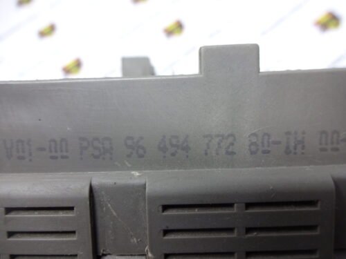 BSI Caja de fusibles Peugeot Citroen 9649477280