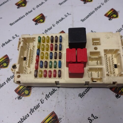 Caja de fusibles FIAT 51755127 501209830010 NPL 192.83 46778898