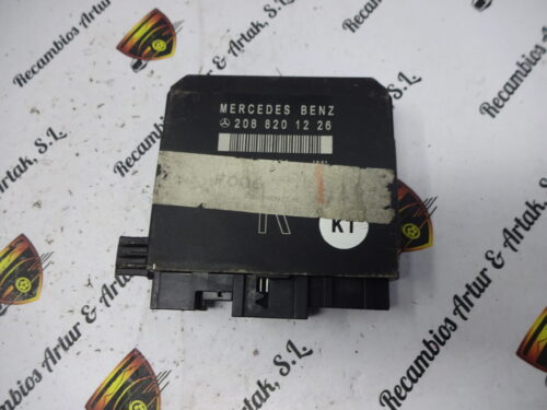 Unidad de control de la puerta Mercedes Benz 2088201226