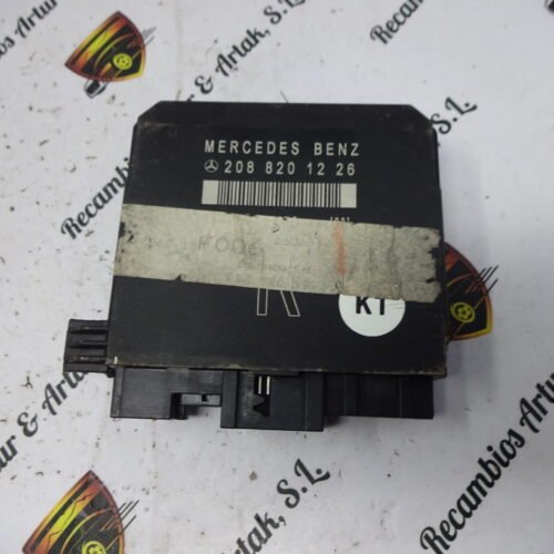 DSC04241 Unidad de control de la puerta Mercedes Benz 2088201226