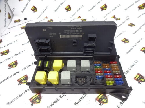 Caja de fusibles Mercedes Sprinter W906 A9069004700 A9069011500 A9069027500 ZGS001