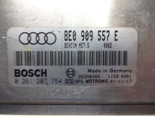 Centralita del motor AUDI A4 8E0909557E 0261207754