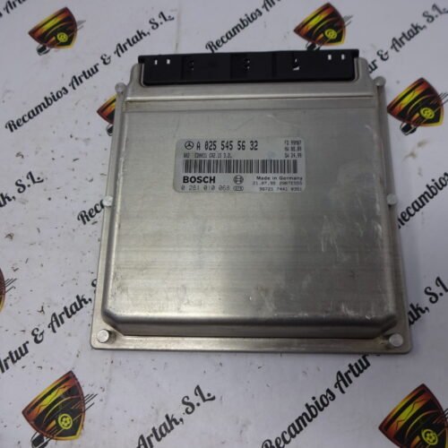 DSC04677 Centralita del motor MERCEDES CLASE E 0281010068 A0255455632