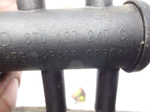 Válvula delantera bomba de combustible AUDI  8T0127247C 8TO127247C