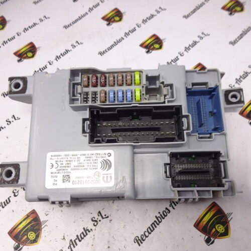 Caja de fusibles FIAT 500 00520918210