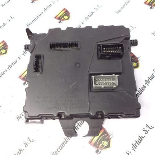 BCM-N4 Caja de fusibles RENAULT MASTER 284B17791R