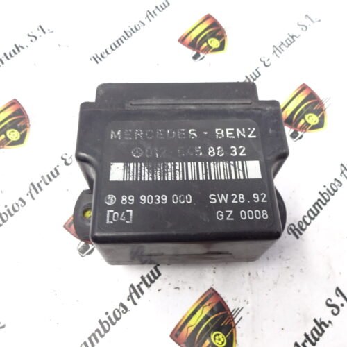 DSC05521 Unidad de control climático Mercedes-Benz 0125458832 899039000