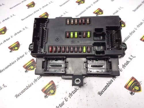 BCM Caja de fusibles  FIAT 46862934 00468629340 BCM250J.15
