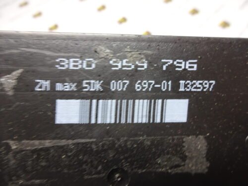 Controlador Confort VW 3B0959796 5DK 007 697-01 5DK00769701 3BO959796