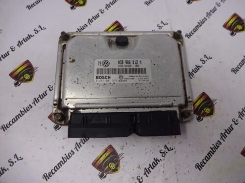 Centralita del motor VW GOLF 0281001979 038906012M