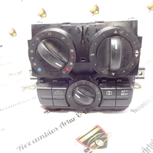 DSC07010 A/C System Clima panel de control Mercedes VITO A6398301985KZ A6394420205KZ