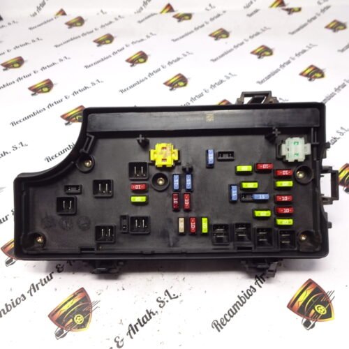 Caja de fusibles Jeep Patriot CALIBRE P04692169AF P04692 169AF