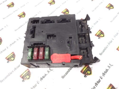 Caja de fusibles Smart Fortwo 0011868V006 SAM 5WK45090