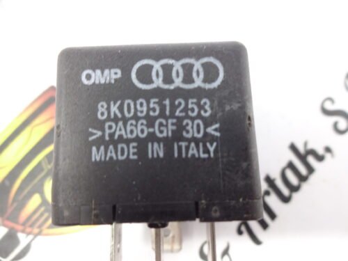 Relé VW AUDI 8K0951253 8KO951253
