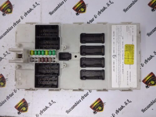 Caja de fusibles BMW 61.35 8736690-01 6135873669001 7816621801