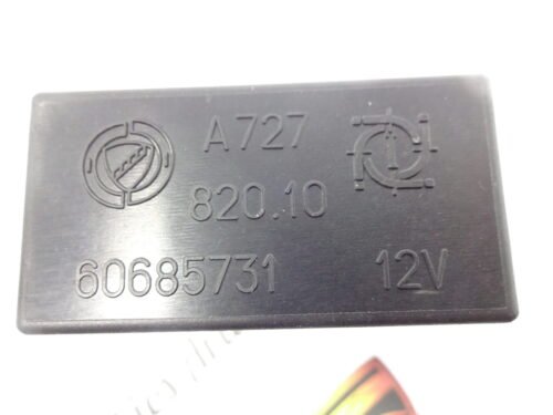 Unidad de control Lancia 60685731 A727 820.10 12V