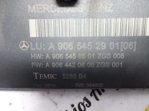 Caja de fusibles Mercedes Sprinter A9065452901 A9065450401 A9065450501 A9064420600