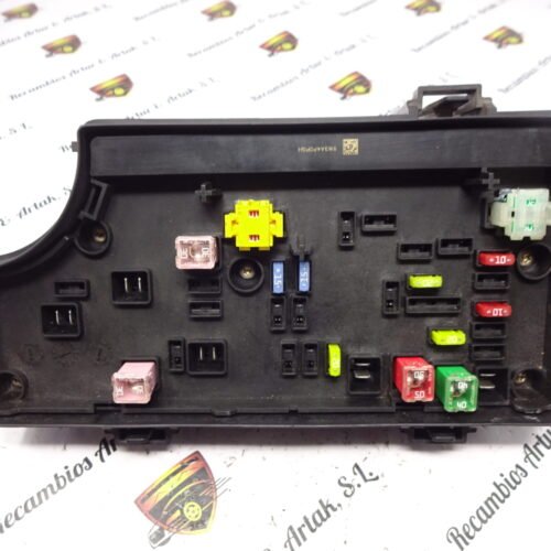 Caja de fusibles Chrysler PT Cruiser P56049719AJ P56049 719AJ