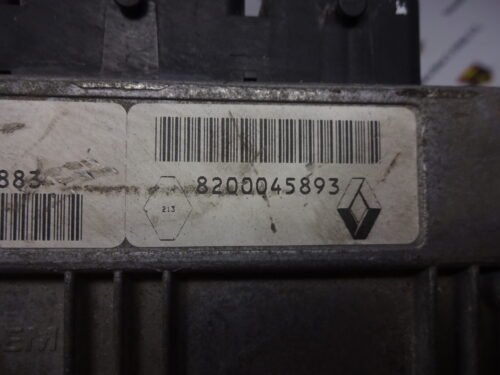 Centralita del motor Renault Laguna  8200142883 8200045893
