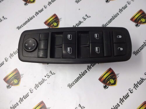 Botonera Elevalunas Chrysler 68029023AB