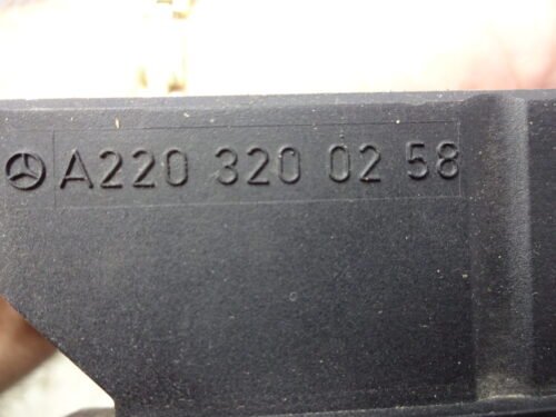 Distribuidor de presión Mercedes W220 A2203200258 A220 320 02 58