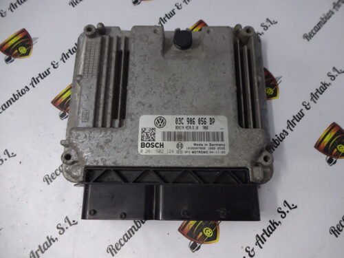 Centralita del motor VW GOLF V 1.6 FSI 0261S02124 03C906056BP