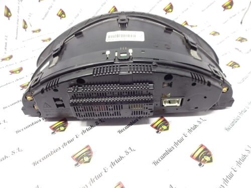 Cuadro de instrumentos Mercedes S-Klasse W220 A2205402011 0263605027 Q22