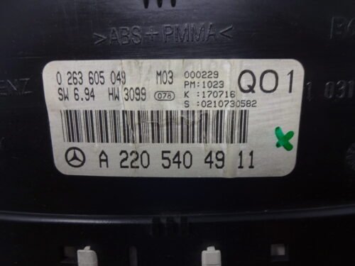 Cuadro de instrumentos Mercedes S W220 A2205404911 0263605049 Q01