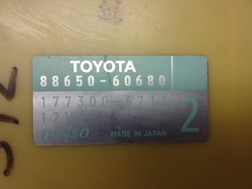 Unidad de control TOYOTA 8865060680 88650-60680 177300-6711