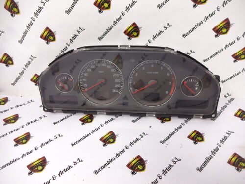 Cuadro de instrumentos / Kombiinstrument Tacho / Instrument Cluster/ Volvo V70 S60 S80 XC70 XC90 8673259 69294-720T 8602761