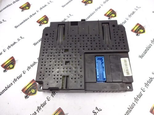 Centralita Bluetooth Teléfono Radio / Unidad de control / Steuergerät Interface / Control unit / FIAT LANCIA 51790873