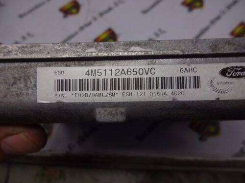 Centralita del motor FORD FOCUS 4M5112A650VC