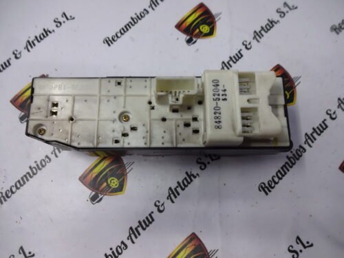 Botonera Elevalunas Toyota Yaris Verso 8482052040 84820-52040