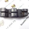 Botonera Elevalunas / Fensterheber schalter / Windows switch / Toyota Yaris Verso 8482052040 84820-52040