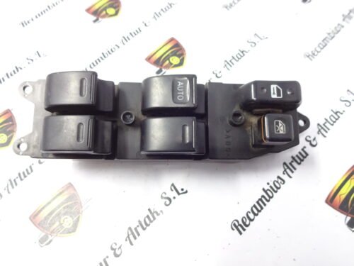 Botonera Elevalunas / Fensterheber schalter / Windows switch / Toyota Yaris Verso 8482052040 84820-52040