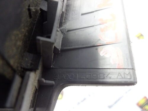 Controlador de luz de control de rango de faros Renault  8200140985