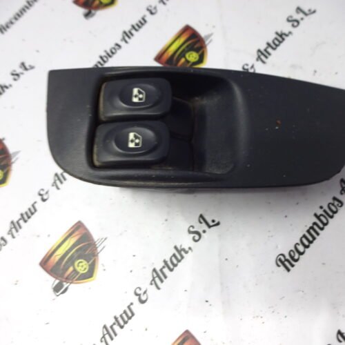 Botonera Elevalunas Renault Megane 7700429069