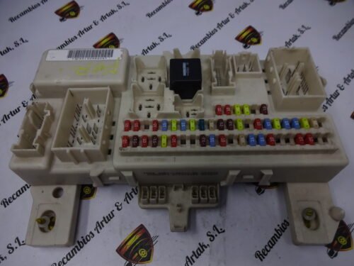 Caja de fusibles Ford Focus C-Max 4M5T14A073BE 4M5T-14A073-BE 519098404
