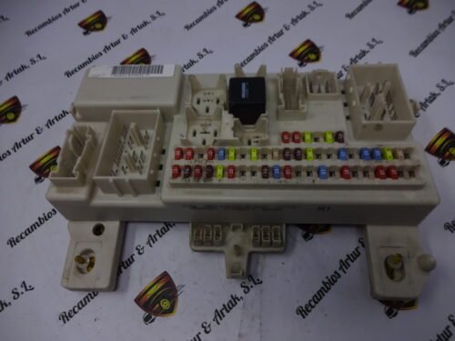 Caja de fusibles / Sicherungskasten / Fuse box Body Modul / Ford Focus C-Max 3M5T14A073BF 3M5T-14A073-BF 519058317