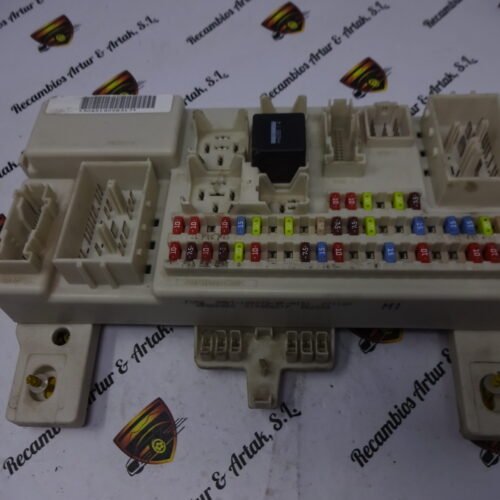 Caja de fusibles / Sicherungskasten / Fuse box Body Modul / Ford Focus C-Max 3M5T14A073BF 3M5T-14A073-BF 519058317