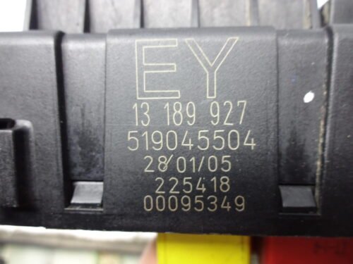 Caja de fusibles OPEL VECTRA C 13189927 EY 13189927EY 519045504