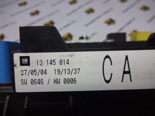 Caja de fusibles Opel Astra H 13145014 CA 13145014CA