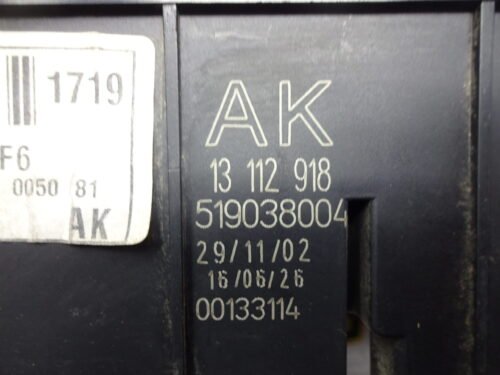 Caja de fusibles Opel Vectra 13112918 AK 519038004 13112918AK
