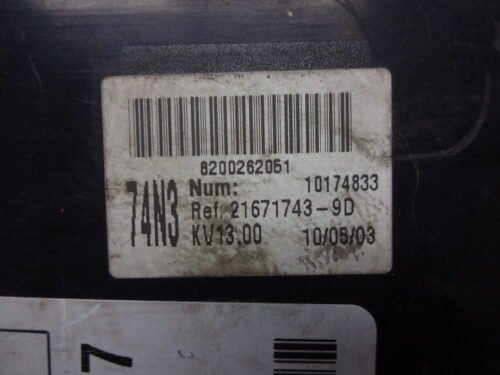 Caja de fusibles Renault 8200262051 21671743-9D 74N3 8200309024 8200283814