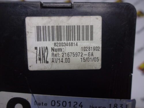 Caja de fusibles RENAULT LAGUNA 8200413964 8200346814 8200447435