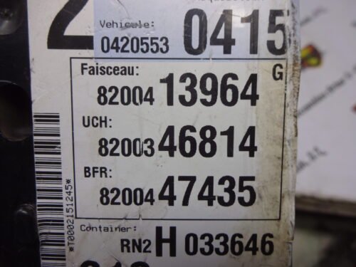 Caja de fusibles RENAULT LAGUNA 8200413964 8200346814 8200447435