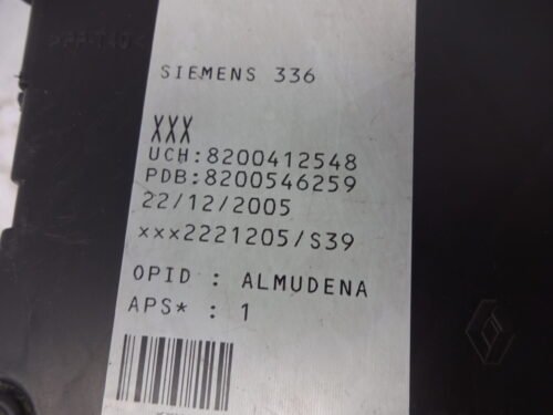 Caja de fusibles RENAULT Megane 8200412548 S118400150F 8200546259